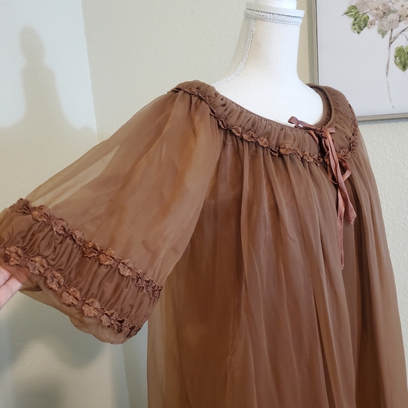 TOSCA Vintage 2 pc. long night gown! Size small. - Picture 3 of 7